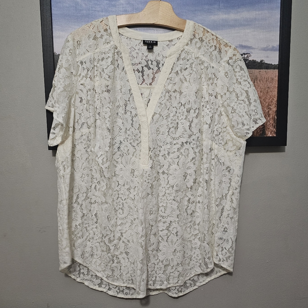 Torrid Cream Lace Pullover Blouse